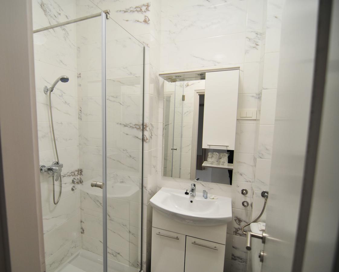 Hotel Villa Laurel Lovran Ngoại thất bức ảnh
